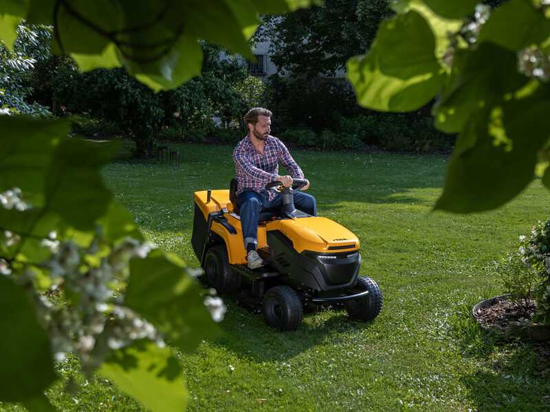 Stiga Estate 384e &ndash; Rasentraktor mit 1 ePower Pro 56V/40Ah-Akku &ndash; Fangkorb und Mulchfunktion