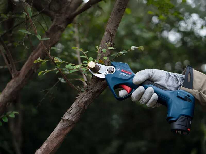 Bosch Professional GGP 12V‑25 - Akku-Gartenschere - OHNE AKKU UND LADEGER&Auml;T