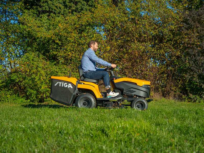 Stiga Estate 598e -Akku-Rasentraktor mit 2 Akkus ePower Pro 56V/40Ah - Fangkorb und Mulching