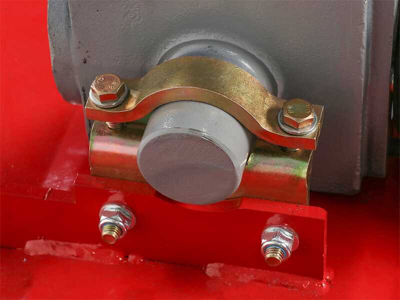 GeoTech Pro HRT-180 Bodenfr&auml;se f&uuml;r Traktoren &ndash; mittelschwer mit fester Dreipunktaufnahme
