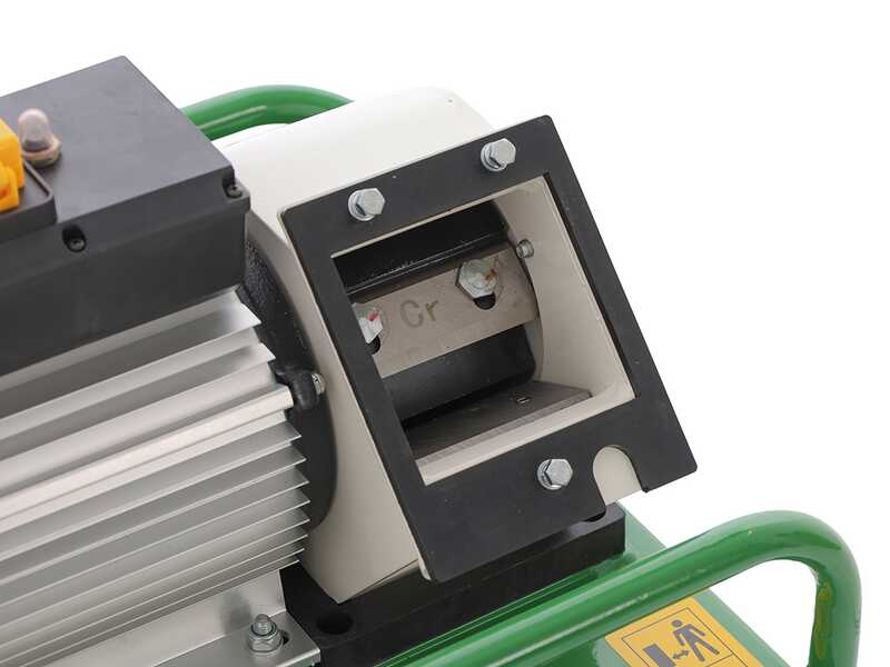 GreenBay GB-WERC 50 B &ndash; Elektro-H&auml;cksler &ndash; Mit Fangkorb
