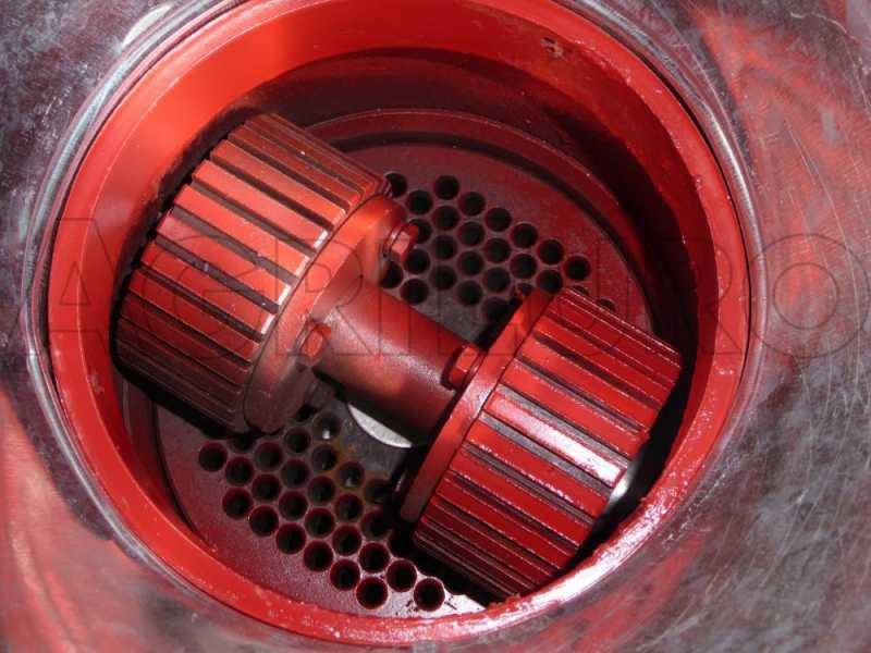 Matrize mit 4 mm Lochung f&uuml;r Pelletpresse GeoTech 150