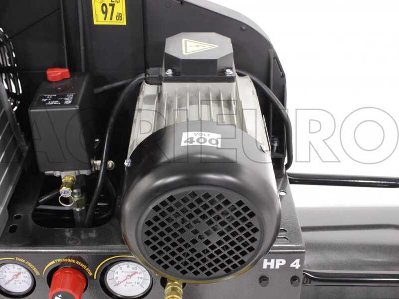 Nuair B 3800B/4T/270 TECH - 400V Kompressor mit Riemenantrieb - 5.5 PS - 270 Lt