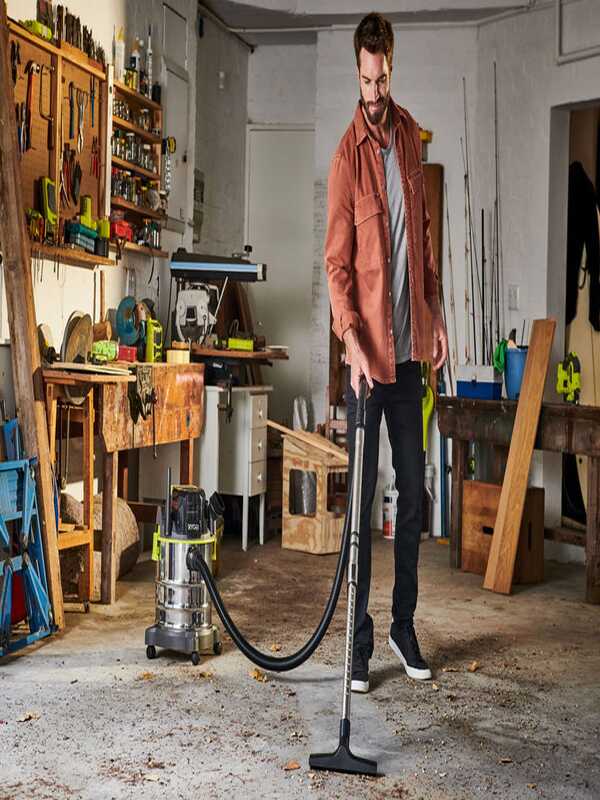 Akku-Nass-und Trockensauger RYOBI R18WDV-0 - 18V - Beh&auml;lter 18 l - OHNE AKKU UND LADEGER&Auml;T