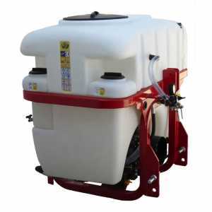 Anbauspritze f&uuml;r Traktor Oma 600 lt &ndash; Comet APS 96 Pumpe